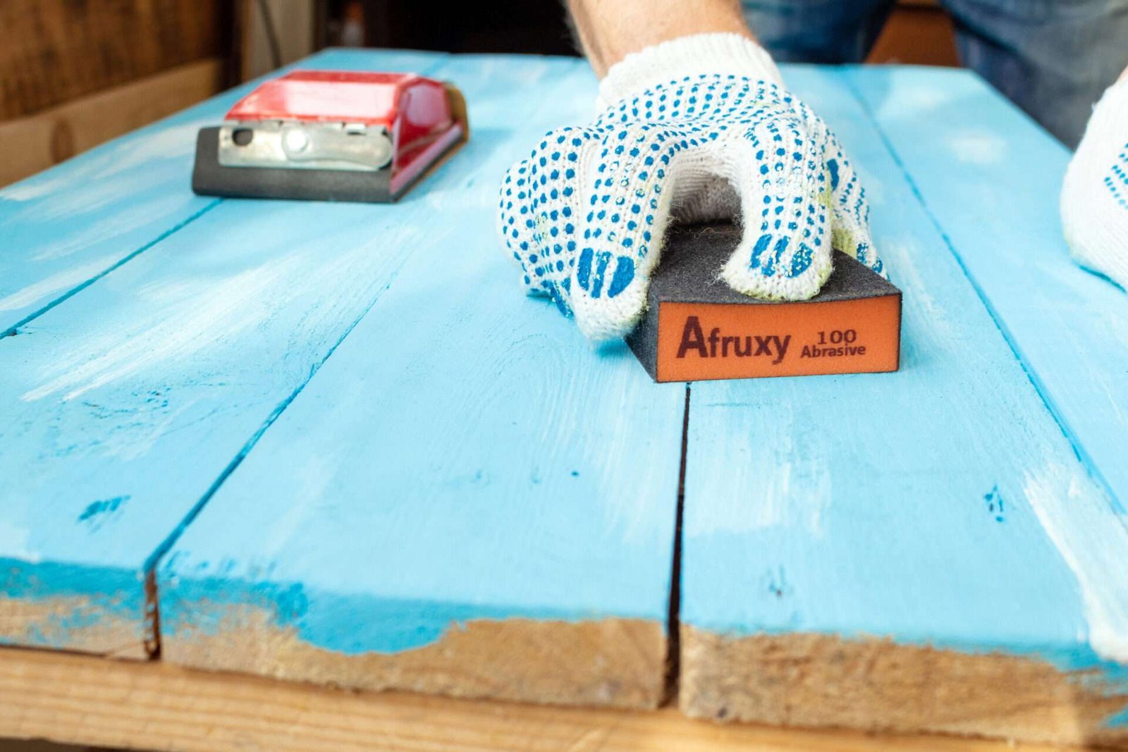 Sanding Drywall with a Sponge